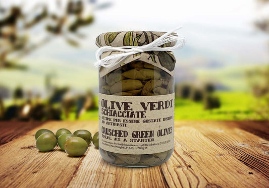 Olive verdi schiacciate